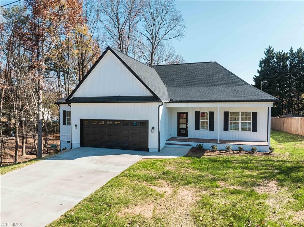 313 Broken Saddle Lane, Kernersville, NC 27284