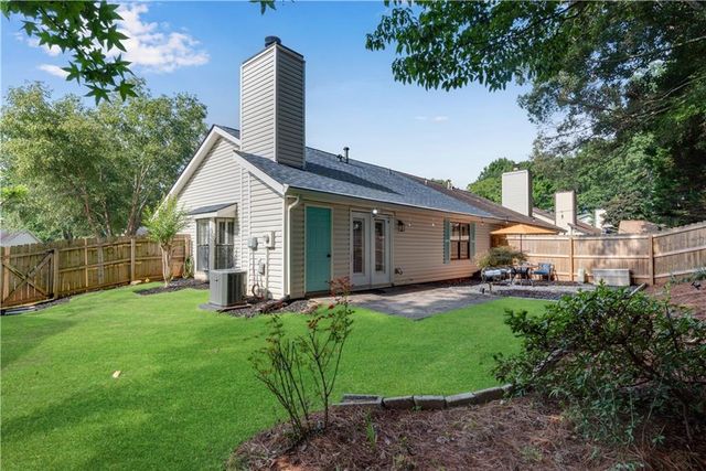 5097 Village Green Way, Alpharetta, GA 30009
