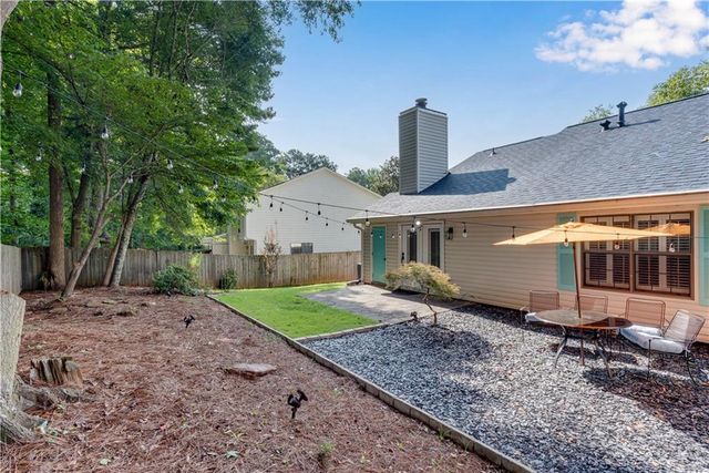 5097 Village Green Way, Alpharetta, GA 30009