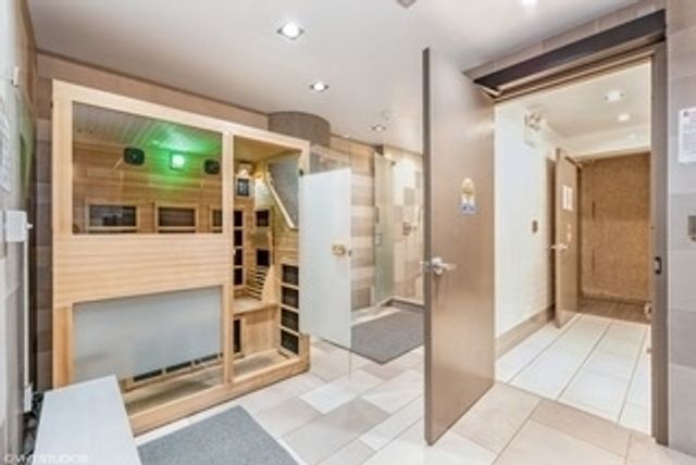 5415 N SHERIDAN Road 2805, Chicago, IL 60640