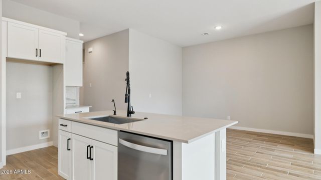 2534 W Satinwood Drive, Phoenix, AZ 85045