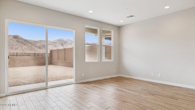 2534 W Satinwood Drive, Phoenix, AZ 85045
