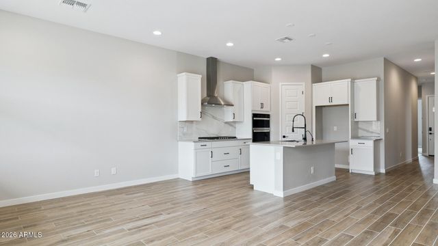 2534 W Satinwood Drive, Phoenix, AZ 85045