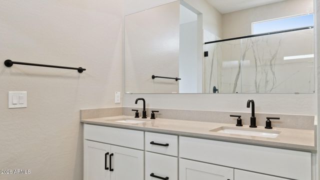 2534 W Satinwood Drive, Phoenix, AZ 85045