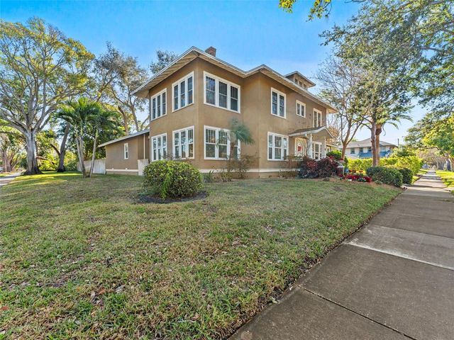 231 72ND STREET N, St Petersburg, FL 33710