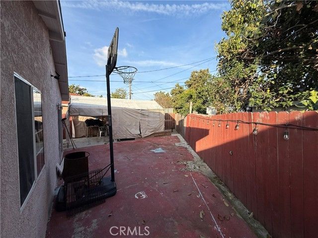 8952 Dudlext, South Gate, CA 90280