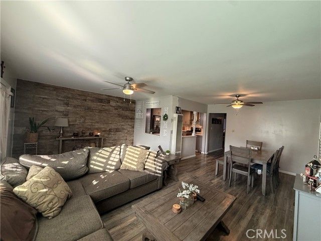 8952 Dudlext, South Gate, CA 90280