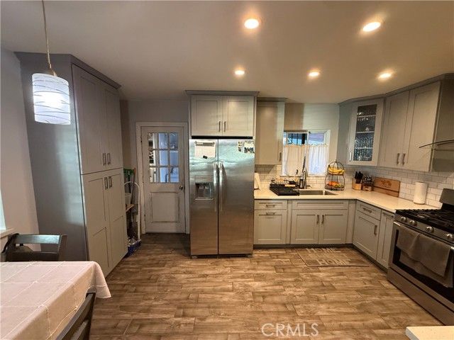 8952 Dudlext, South Gate, CA 90280