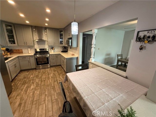 8952 Dudlext, South Gate, CA 90280