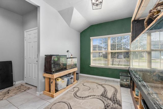 715 Harvest Bluff Drive, Rosharon, TX 77583