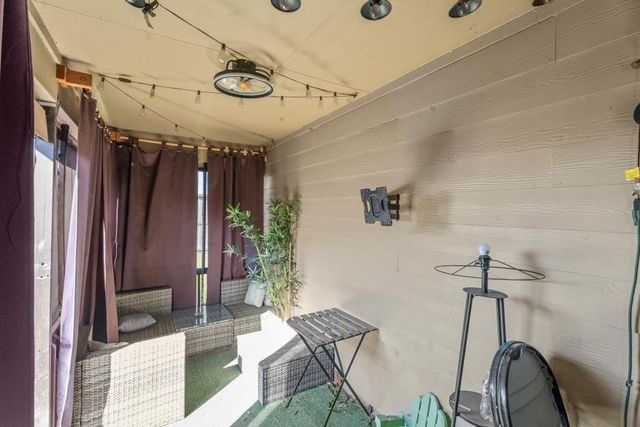 715 Harvest Bluff Drive, Rosharon, TX 77583