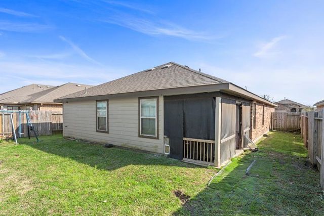 715 Harvest Bluff Drive, Rosharon, TX 77583
