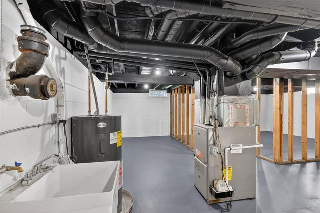 325 E Battle Creek Street, Galesburg City, MI 49053