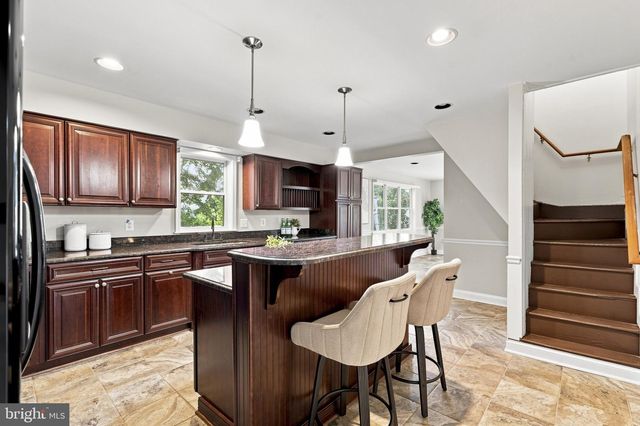 9610 PENNS HILL RD, La Plata, MD 20646