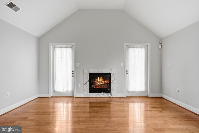 9610 PENNS HILL RD, La Plata, MD 20646