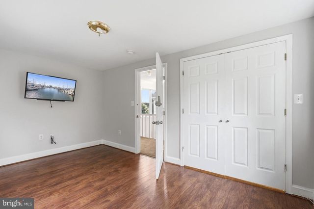 9610 PENNS HILL RD, La Plata, MD 20646