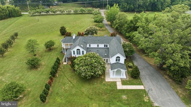 9610 PENNS HILL RD, La Plata, MD 20646