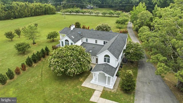 9610 PENNS HILL RD, La Plata, MD 20646