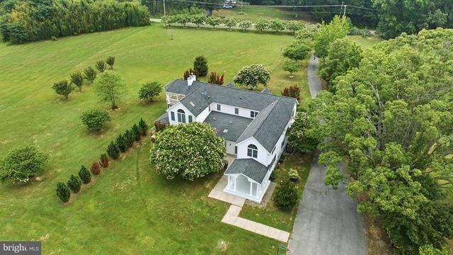 9610 PENNS HILL RD, La Plata, MD 20646