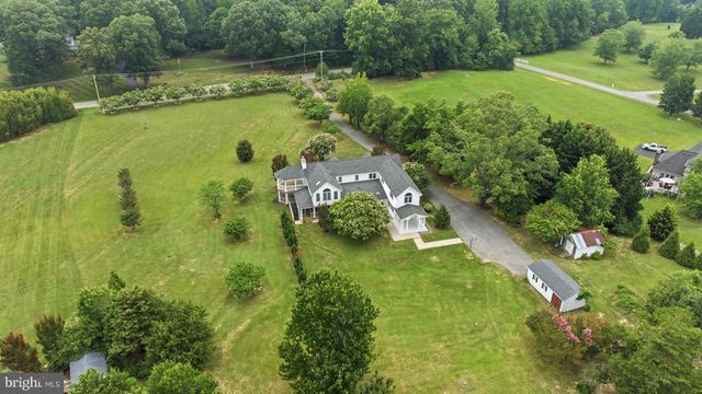 9610 PENNS HILL RD, La Plata, MD 20646
