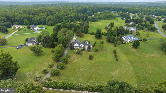 9610 PENNS HILL RD, La Plata, MD 20646