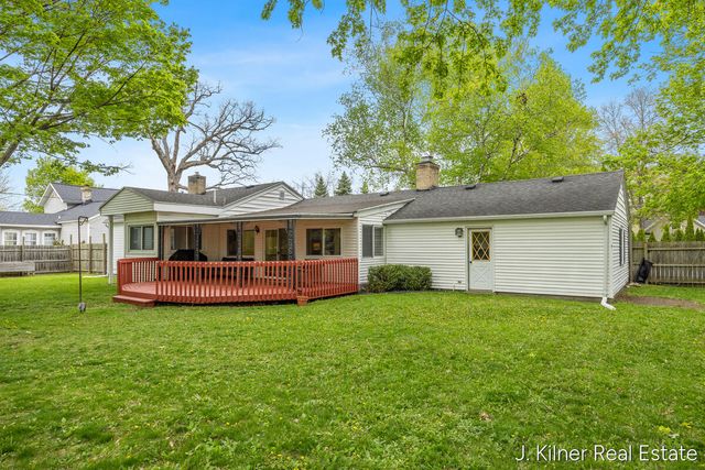 722 N Hudson Street, Lowell, MI 49331