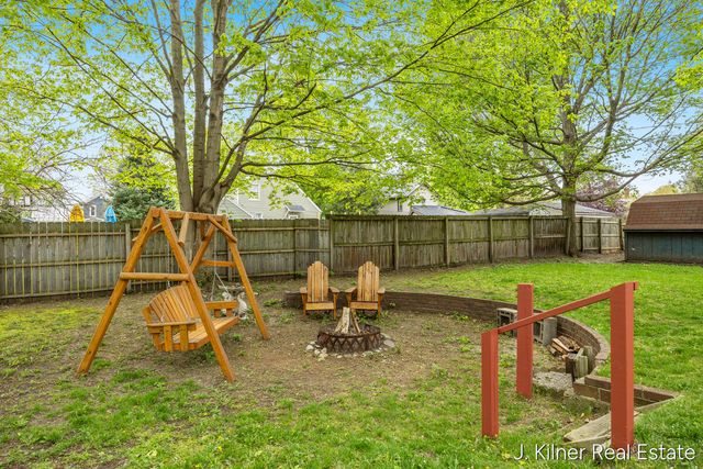 722 N Hudson Street, Lowell, MI 49331