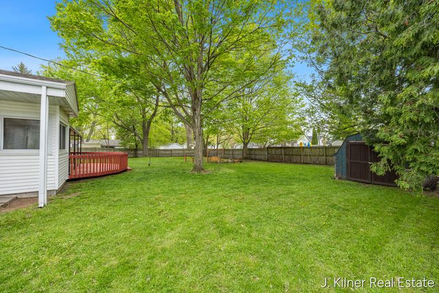722 N Hudson Street, Lowell, MI 49331