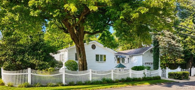 67 King Road, Rocky Point, NY 11778