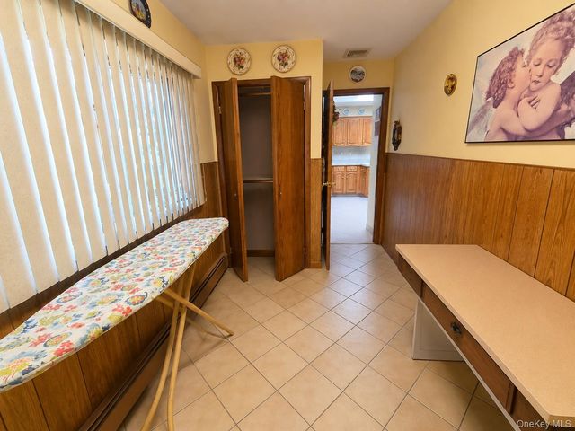 67 King Road, Rocky Point, NY 11778