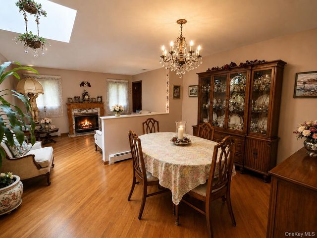 67 King Road, Rocky Point, NY 11778