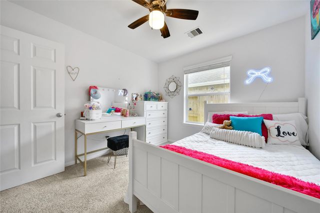 1279 Pinto Pass, Alvin, TX 77511