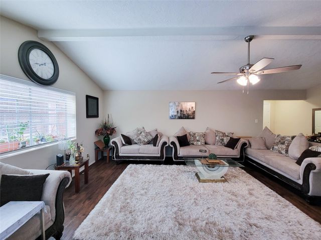 412 Land Grant Drive, Richmond, TX 77406