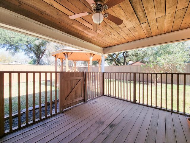 412 Land Grant Drive, Richmond, TX 77406