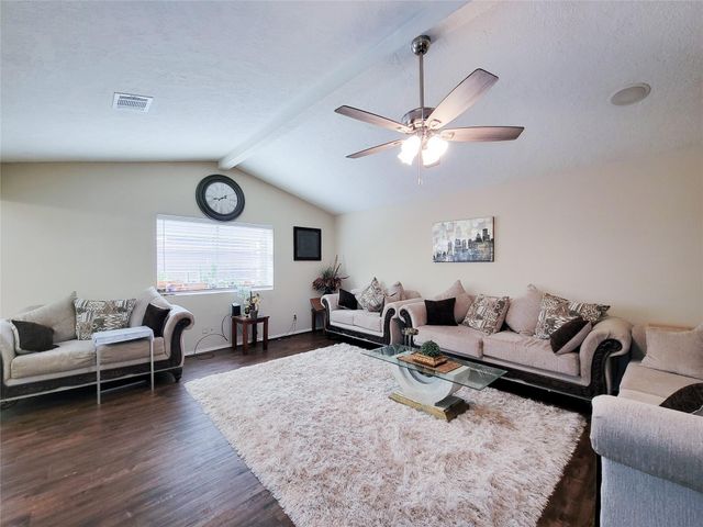 412 Land Grant Drive, Richmond, TX 77406