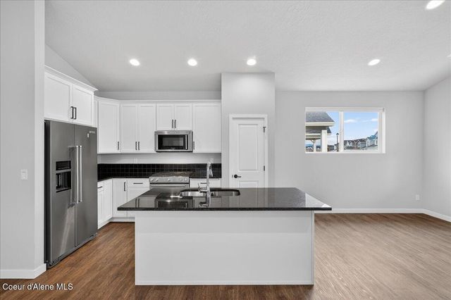 1039 E Blair AVE, Post Falls, ID 83854