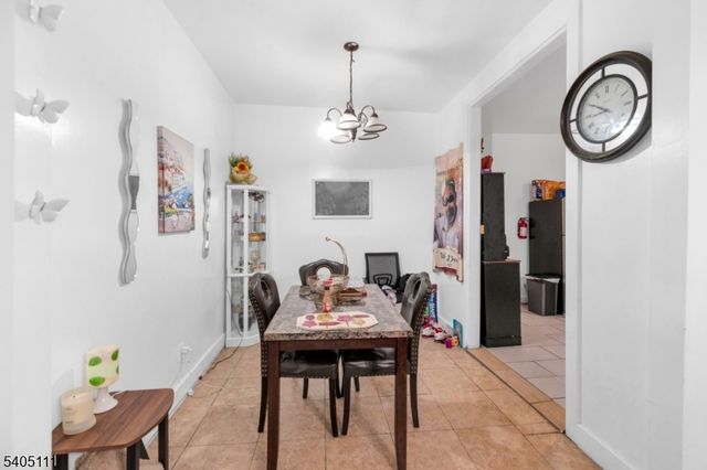 25 Oak St 25, Paterson City, NJ 07501