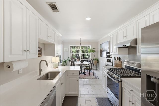 12 Briarberry Cove, Savannah, GA 31406