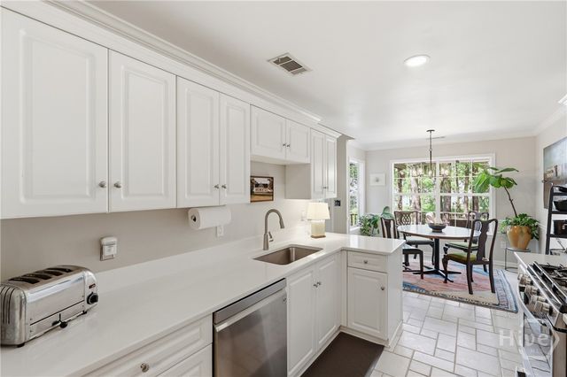 12 Briarberry Cove, Savannah, GA 31406
