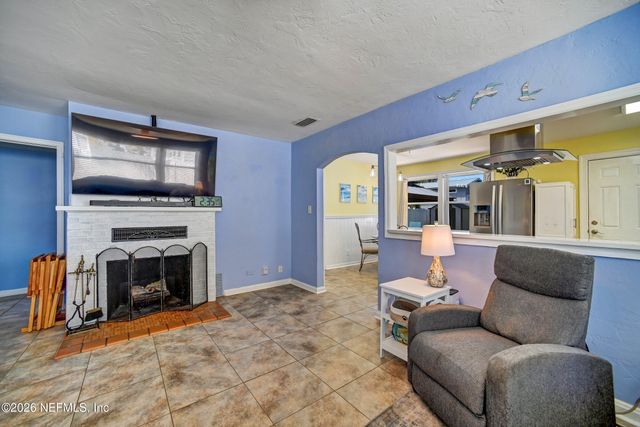 515 3RD Avenue N, Jacksonville Beach, FL 32250