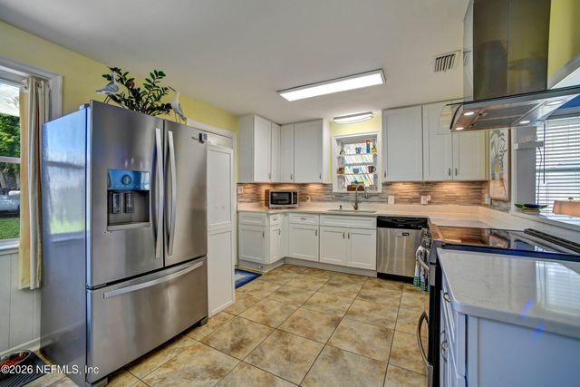 515 3RD Avenue N, Jacksonville Beach, FL 32250