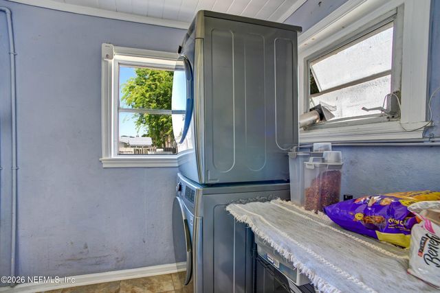 515 3RD Avenue N, Jacksonville Beach, FL 32250