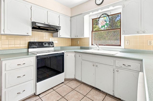 1436 St Joseph Circle, Lincoln Twp, MI 49085