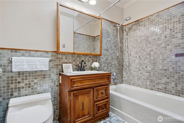 12221 8th Avenue NW, Seattle, WA 98177