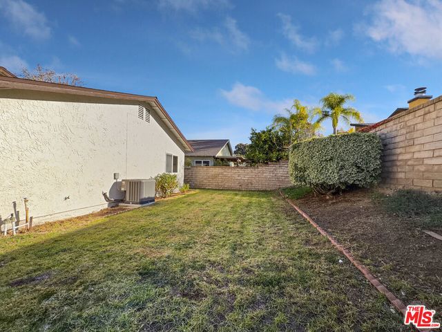 25443 Via Labrada, Valencia, CA 91355