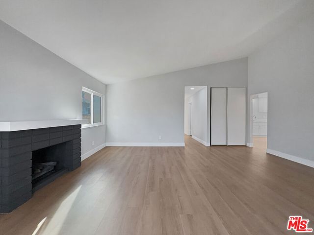 25443 Via Labrada, Valencia, CA 91355