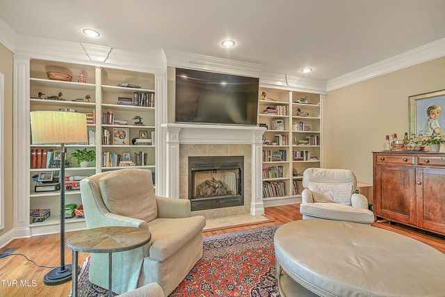 421 Arrowhead Drive, Kingsport, TN 37664