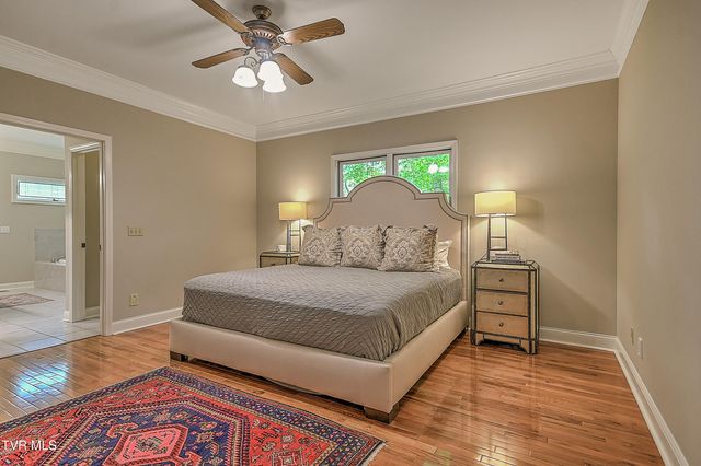 421 Arrowhead Drive, Kingsport, TN 37664
