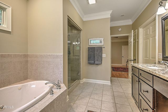 421 Arrowhead Drive, Kingsport, TN 37664