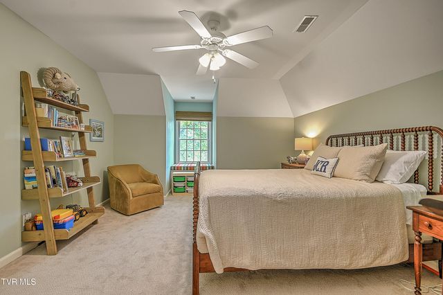 421 Arrowhead Drive, Kingsport, TN 37664